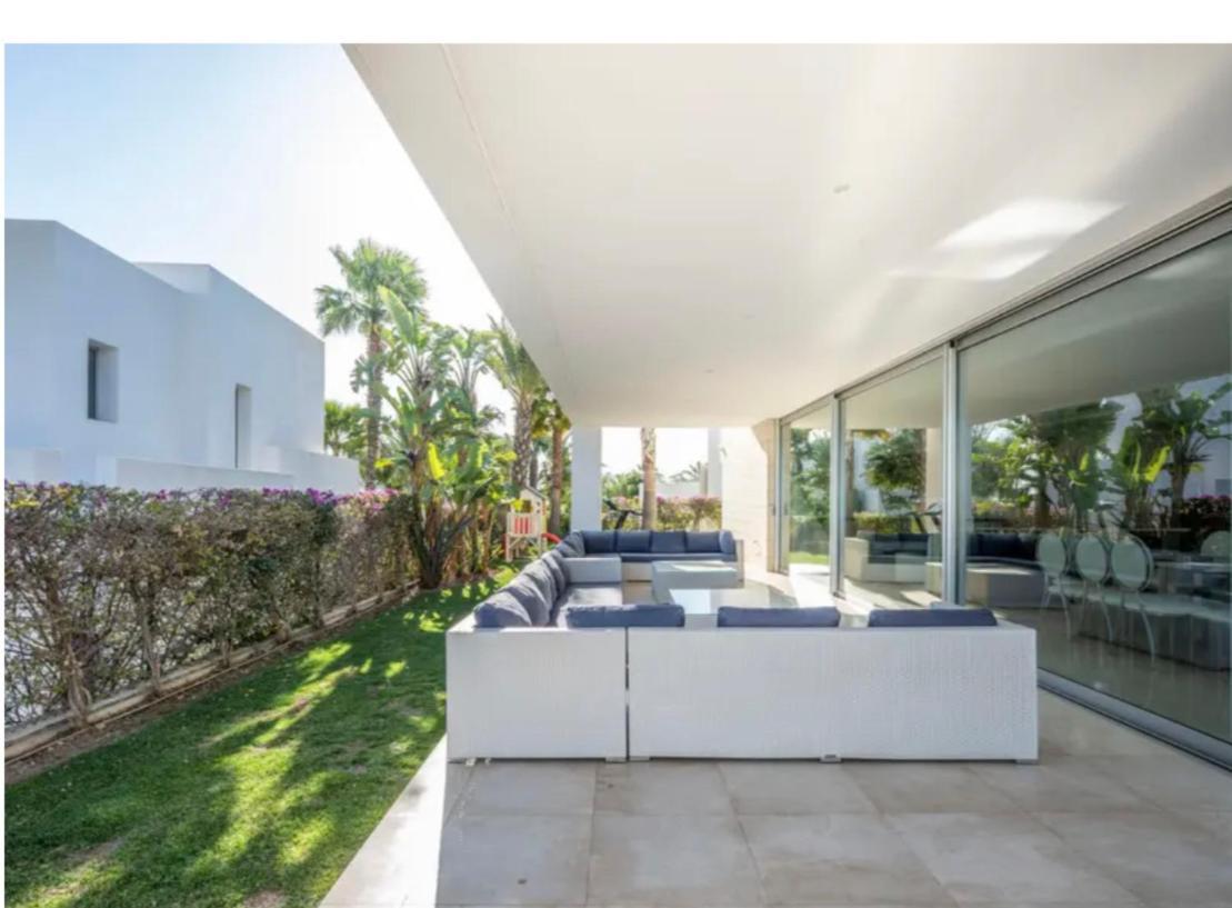 Magnifique Villa Contemporaine Marbella Esterno foto